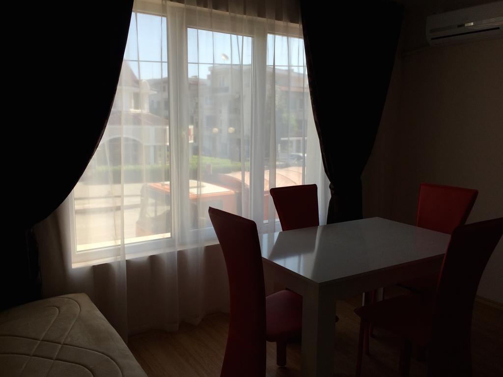 Beach Aparthotel Salt Lake ポモリエ エクステリア 写真