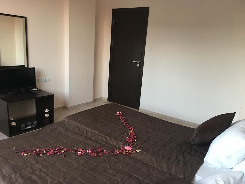 Beach Aparthotel Salt Lake ポモリエ エクステリア 写真